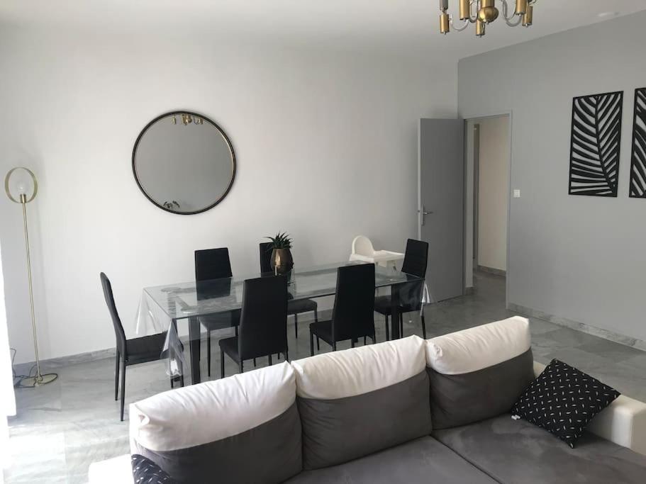 Haut De Maison Entierement Renove Avec Garage Carnoux-en-Provence Exteriér fotografie