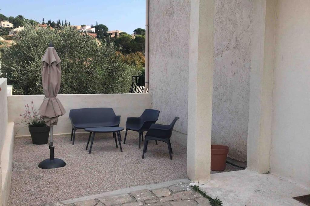Haut De Maison Entierement Renove Avec Garage Carnoux-en-Provence Exteriér fotografie